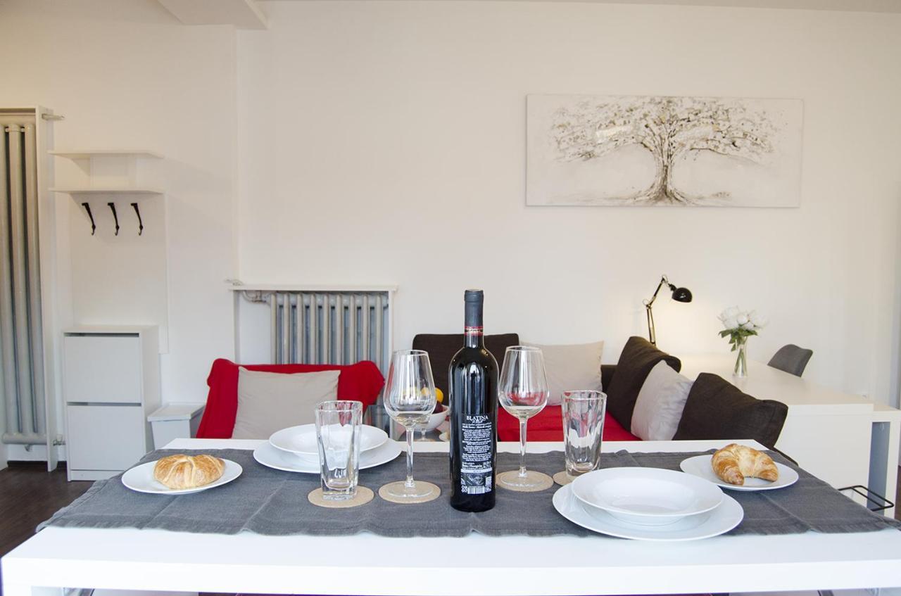 Studio Apartment With A View Of Ban Jelacic Square ザグレブ エクステリア 写真
